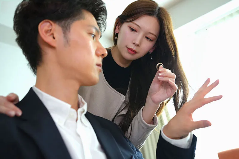 Cô vợ đi đi giã ngoại, anh xã ở nhà bị nhỏ em vợ yêu gạ nện không trượt phát nào